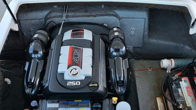 Lancha Triton 250 - 2018 — foto 8