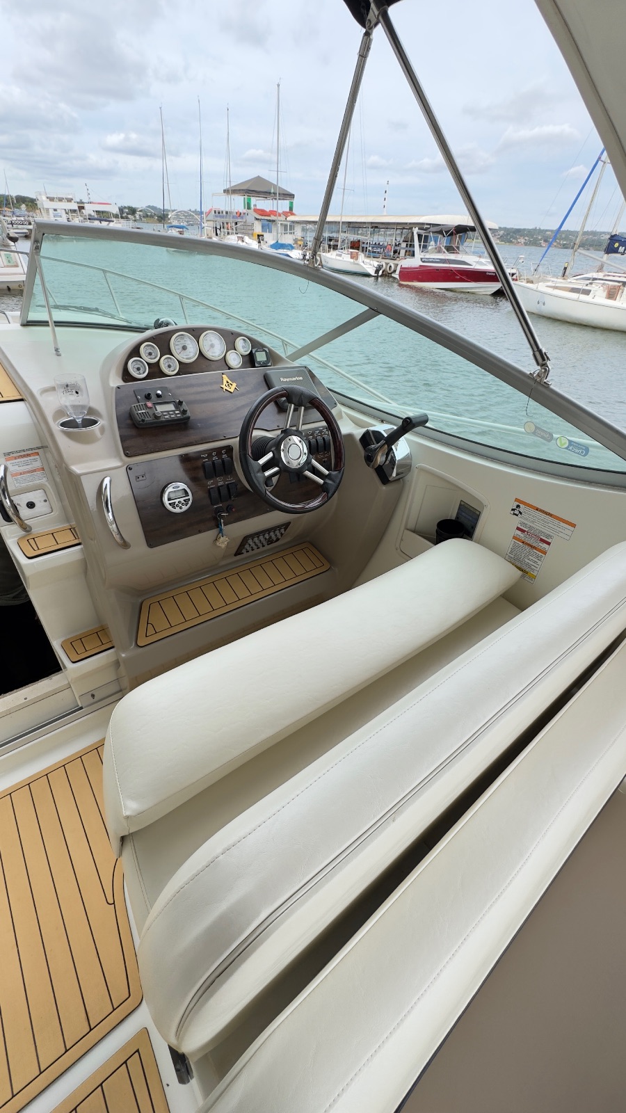 BAYLINER 310BR - 2013 — foto 4