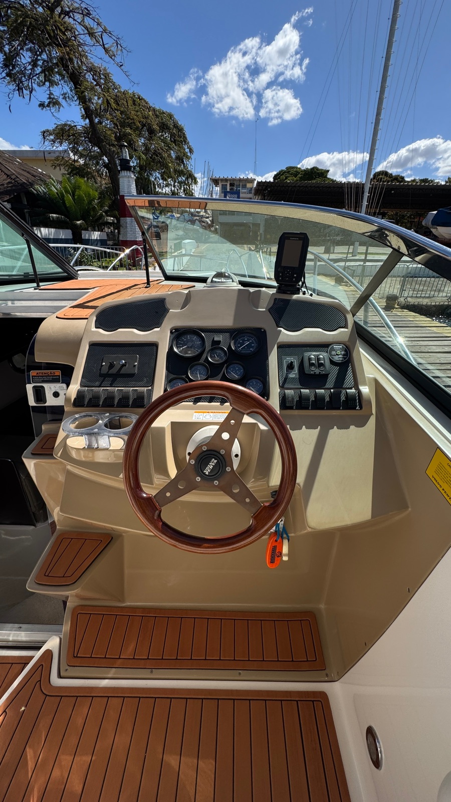 VENTURA 330 PREMIUM - 2013 — foto 5
