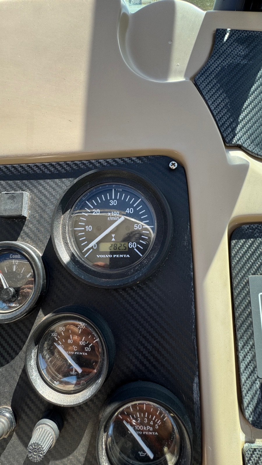 VENTURA 330 PREMIUM - 2013 — foto 9