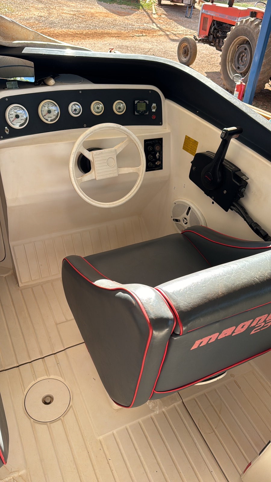 MAGNUM 23 OPTIMAX 150HP - 2007 — foto 6